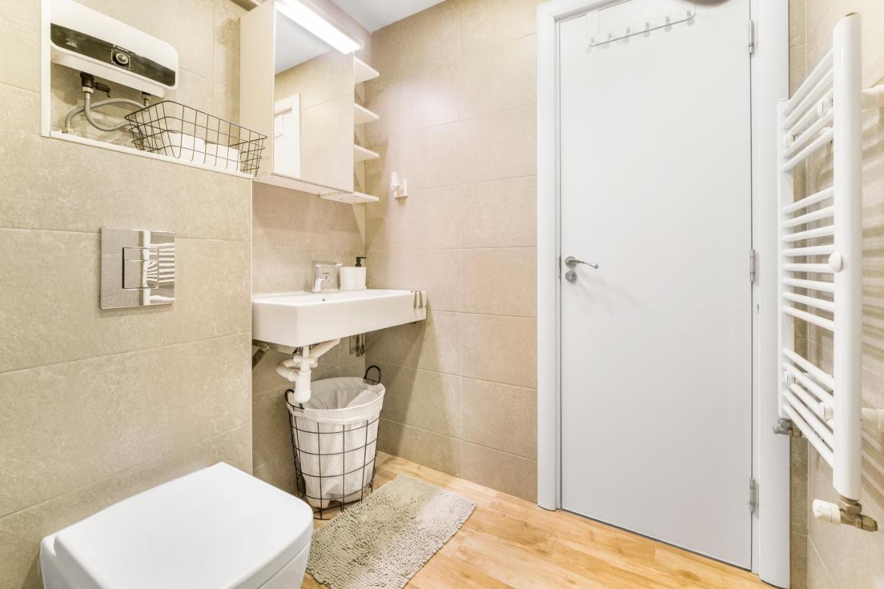 Exclusive Apartment Studentski Grad Sofia Esterno foto