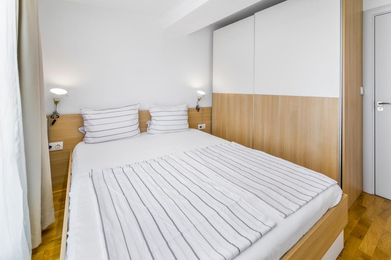 Exclusive Apartment Studentski Grad Sofia Esterno foto